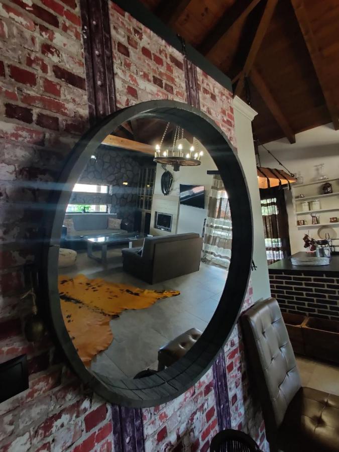 Vintage Lux Homes Nea Vrasna Bagian luar foto