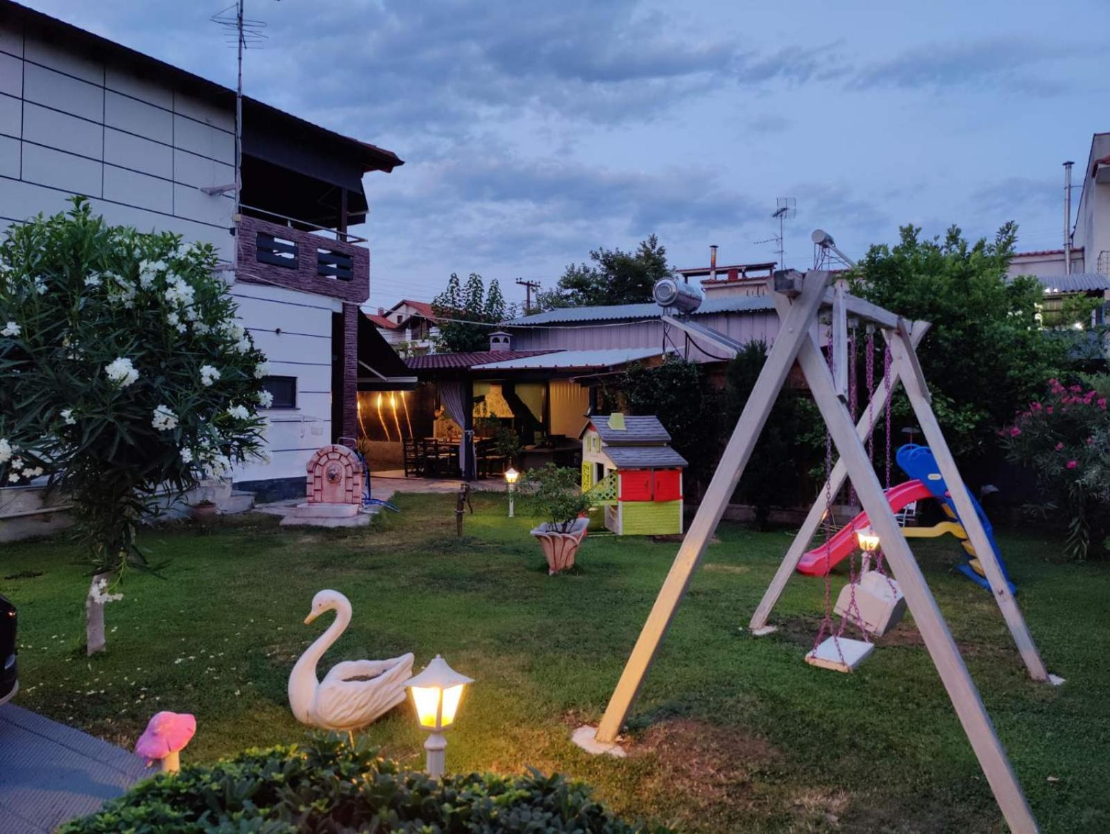 Vintage Lux Homes Nea Vrasna Bagian luar foto